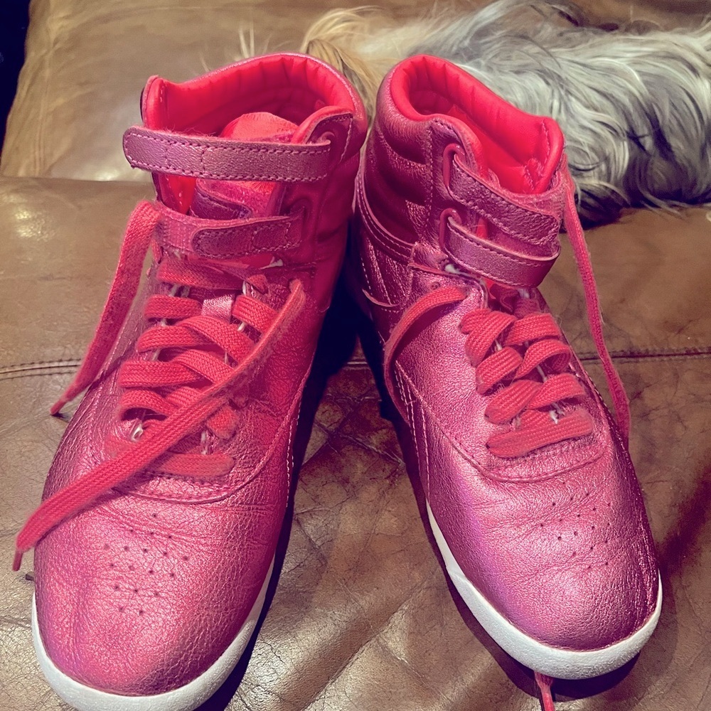 Reebok Pink Athletic Shoes